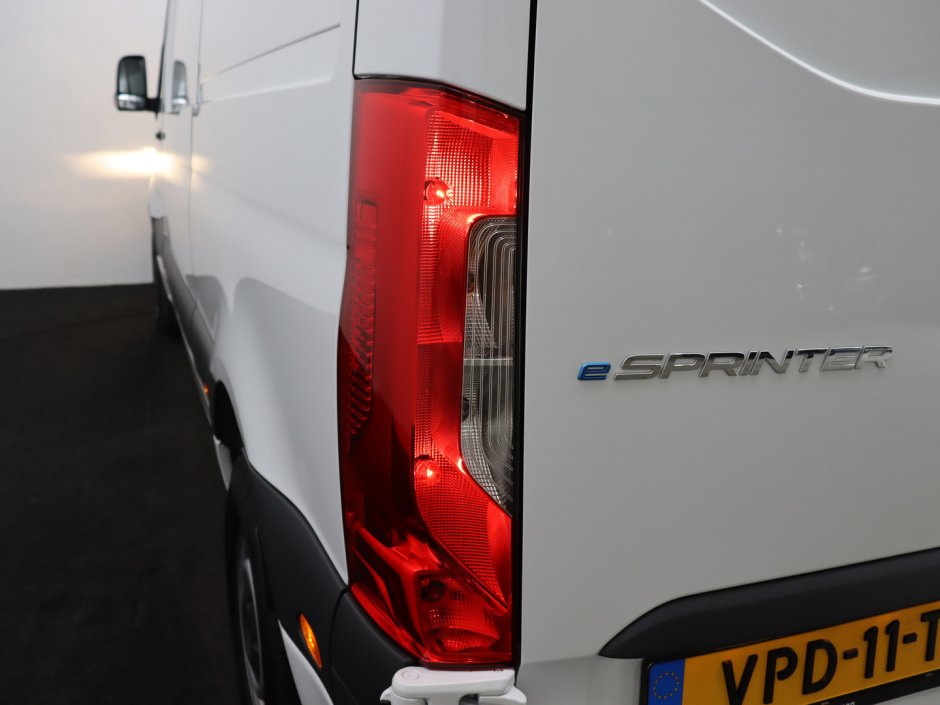 Mercedes-Benz eSprinter