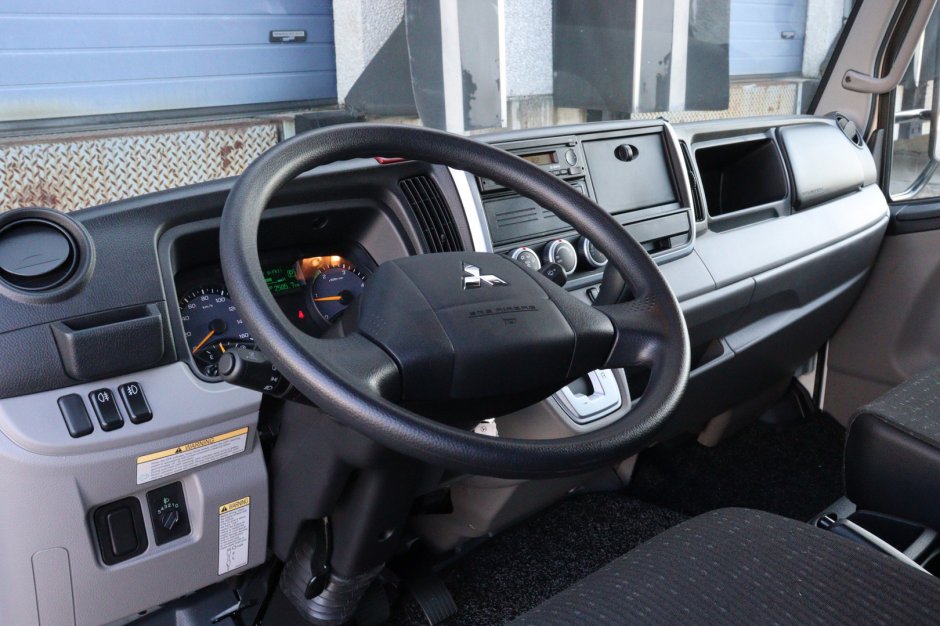 FUSO Canter